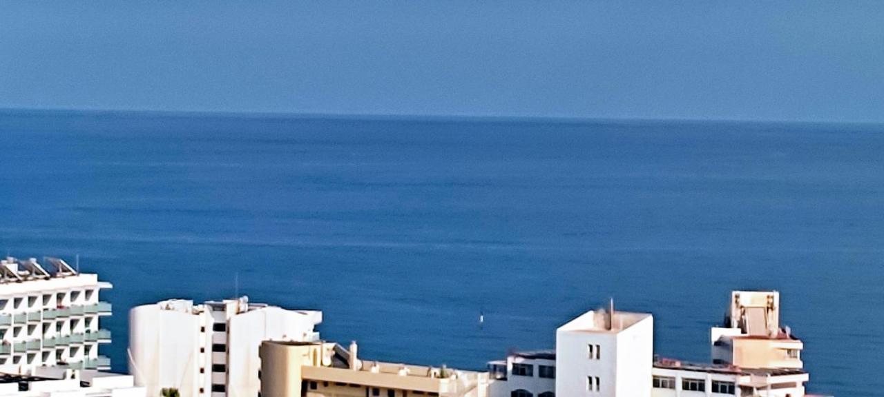 Minerva Wonderful Sea Views Apartament *